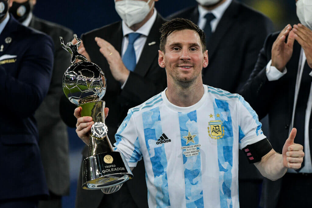 Messi nhận hai giải thưởng cá nhân quan trọng tại Copa America 2021
