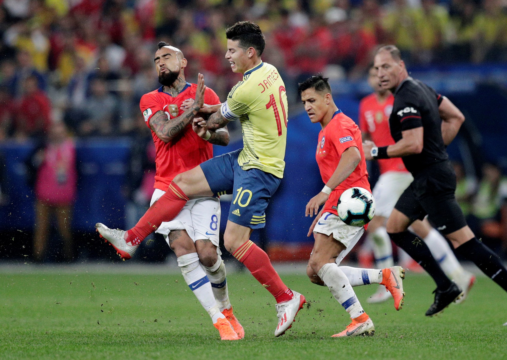 Colombia quyết giành chiến thắng để có tấm vé vào vòng bán kết