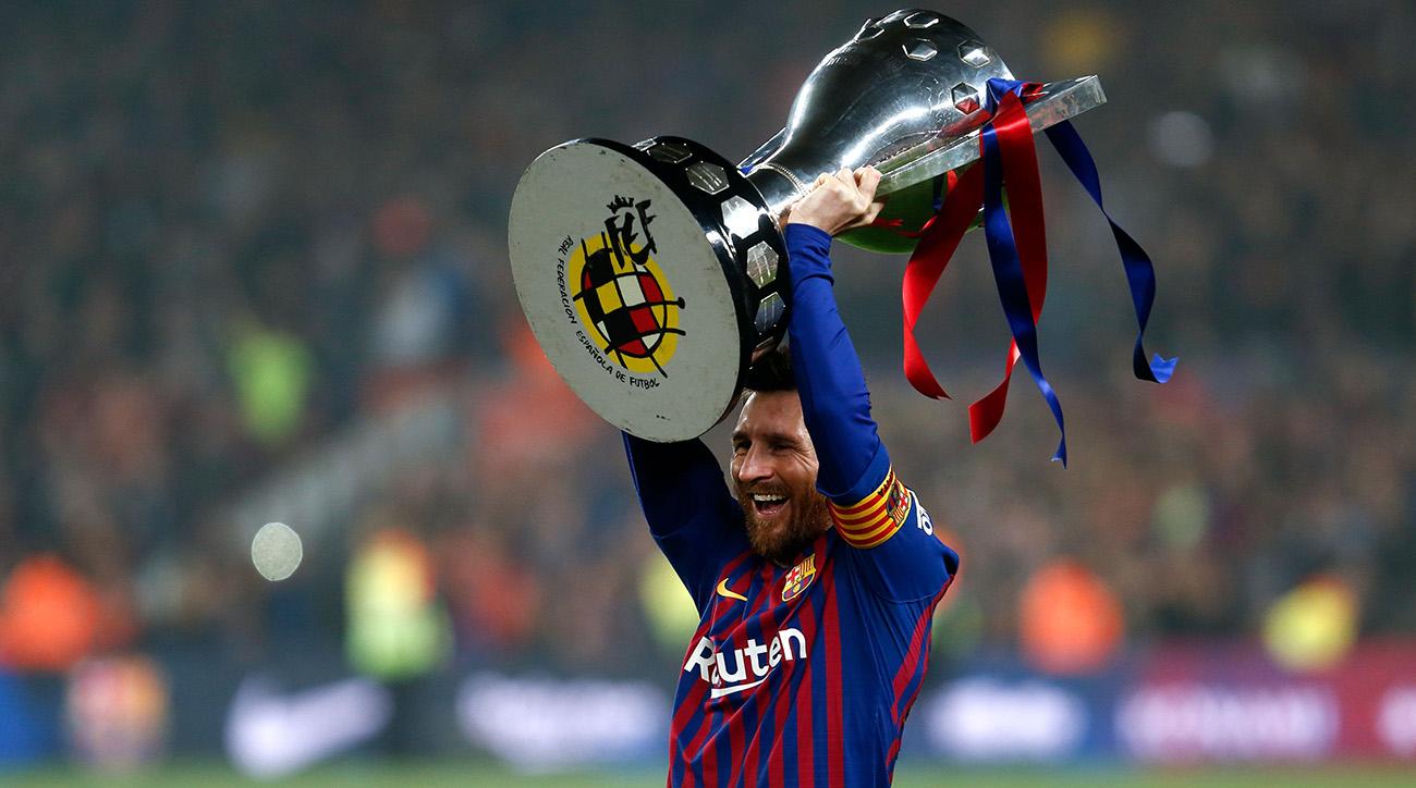 Chặn đường gian nan của Messi vươn đến ngôi sao bóng đá
