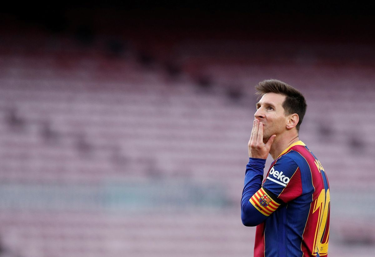 Messi chia tay Barca và chuyển tới PSG